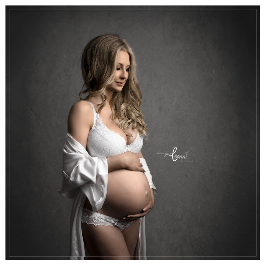 stockport maternity photographer
