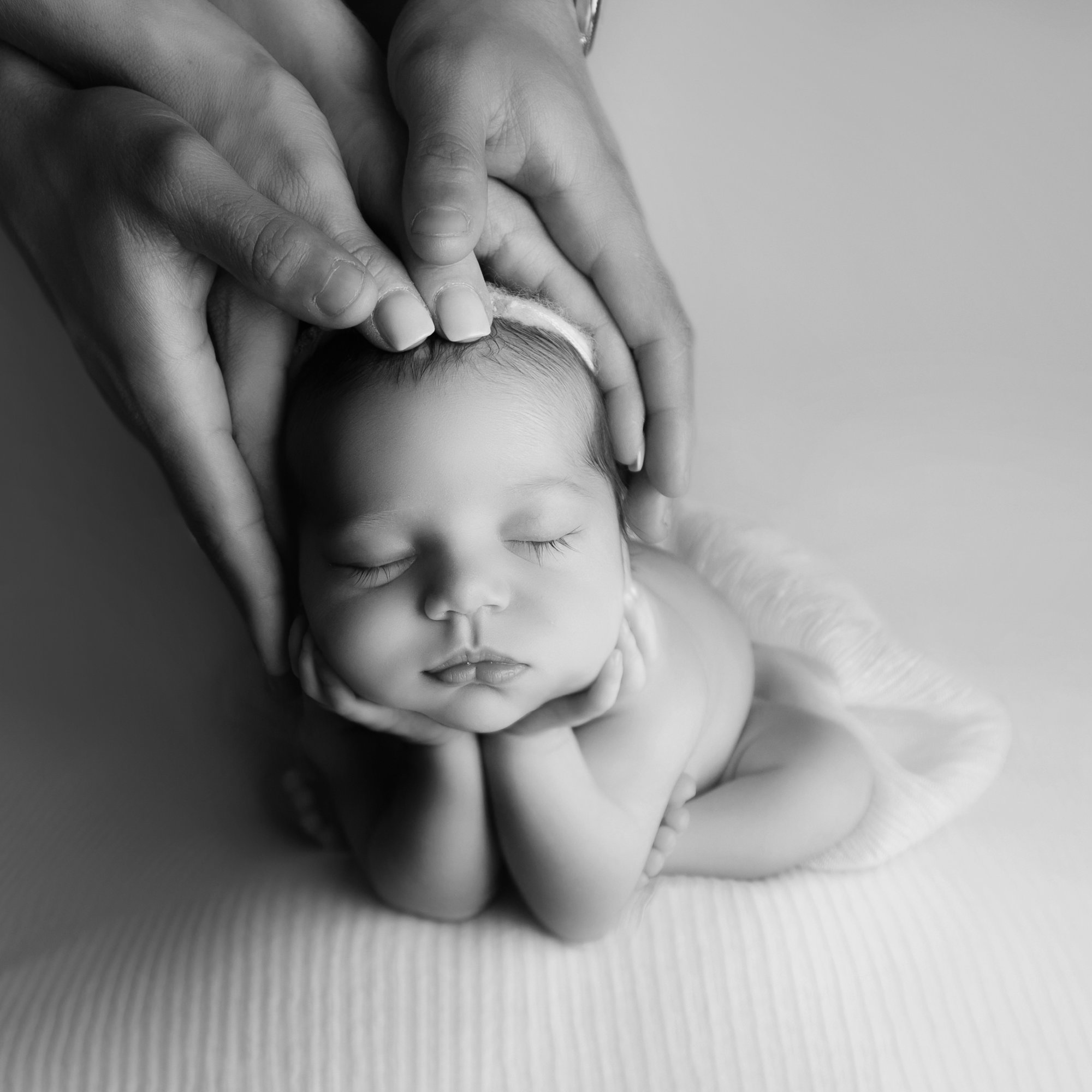 newborn photographer stockport 3
